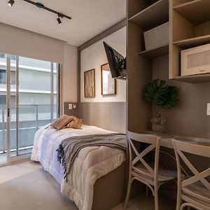 Estudio Deluxe con Cama Queen